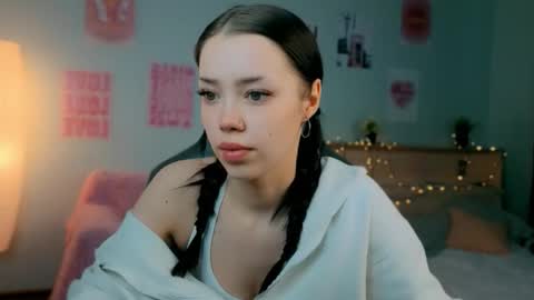 Snapshot of vexnex chatting on February 2, 2026, 5:06 am Lara Croft online show from February 2, 2026, 5:06 am