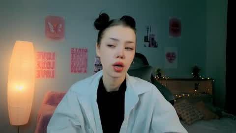 Snapshot of vexnex chatting on February 3, 2026, 4:10 am Lara Croft online show from February 3, 2026, 4:10 am