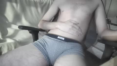 Snapshot of veydop chatting on October 8, 2025, 4:04 pm Veydop online show from October 8, 2025, 4:04 pm