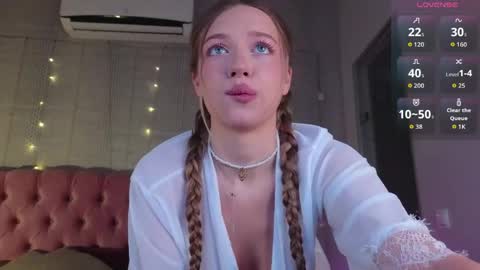 Alice  please dont forget to thumbs up me  online show from March 24, 2026, 5:34 am