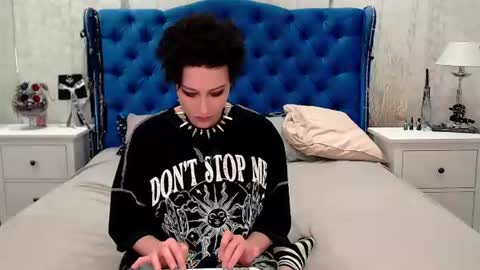 Via online show from June 11, 2026, 12:32 am
