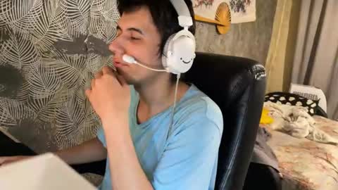 Snapshot of vialeras chatting on September 16, 2025, 12:44 am vialeras online show from September 16, 2025, 12:44 am