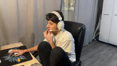 Snapshot of vialeras chatting on October 20, 2025, 4:51 pm vialeras online show from October 20, 2025, 4:51 pm