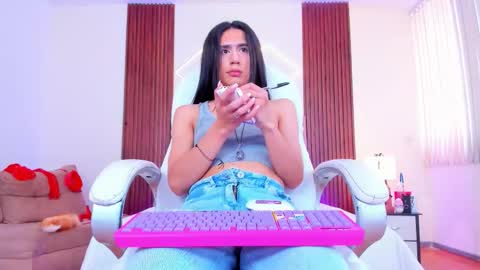 Snapshot of viannca__ chatting on September 25, 2025, 2:32 pm Ariana  online show from September 25, 2025, 2:32 pm