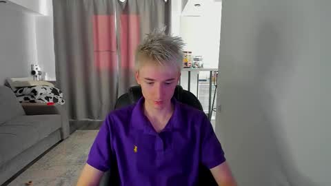 Snapshot of vibemygirl chatting on September 20, 2025, 10:38 am vibemygirl online show from September 20, 2025, 10:38 am