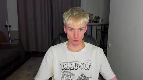 Snapshot of vibemygirl chatting on September 21, 2025, 12:40 pm vibemygirl online show from September 21, 2025, 12:40 pm