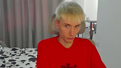 Snapshot of vibemygirl chatting on September 30, 2025, 6:18 am vibemygirl online show from September 30, 2025, 6:18 am