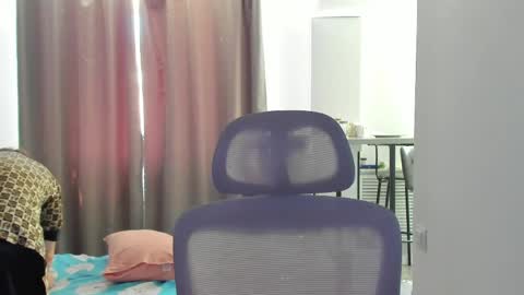 Snapshot of vibemygirl chatting on April 29, 2026, 6:39 am vibemygirl online show from April 29, 2026, 6:39 am