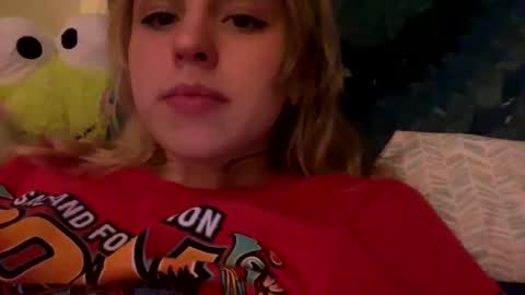 Snapshot of vibewild chatting on October 6, 2025, 4:10 am nova online show from October 6, 2025, 4:10 am