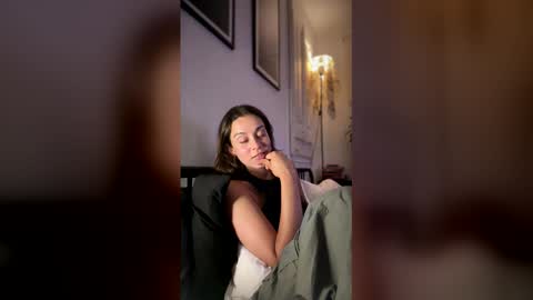 Snapshot of vicahsade chatting on April 21, 2026, 8:23 pm Victoria S. Im still alive if you want a custom write me via tip note. For now this is the way online show from April 21, 2026, 8:23 pm