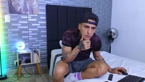 Victor cardenas online show from January 23, 2025, 9:39 pm