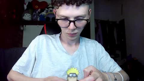 Snapshot of vicent_brais chatting on February 9, 2025, 12:17 am Vicent Brais online show from February 9, 2025, 12:17 am