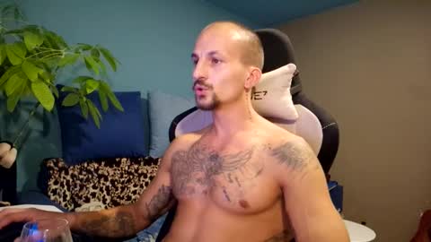 vicentiucalisthenics online show from September 15, 2025, 5:35 pm