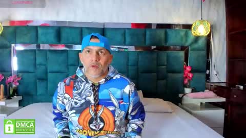 antonia y andrew online show from February 21, 2026, 6:03 am