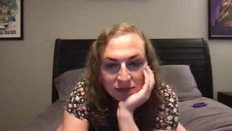 Vicki Stockings online show from September 16, 2025, 2:23 am