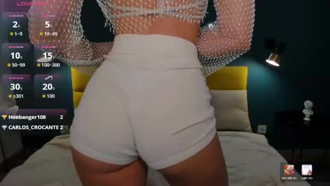 vickie_smith online show from May 1, 2026, 1:21 am