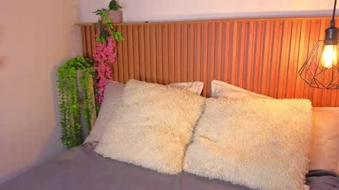 Snapshot of vicky_bass chatting on September 21, 2025, 7:48 pm VICTORIA online show from September 21, 2025, 7:48 pm