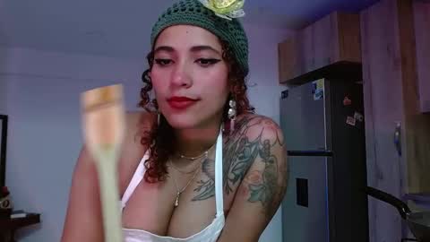 Vicky  online show from February 3, 2025, 2:58 am