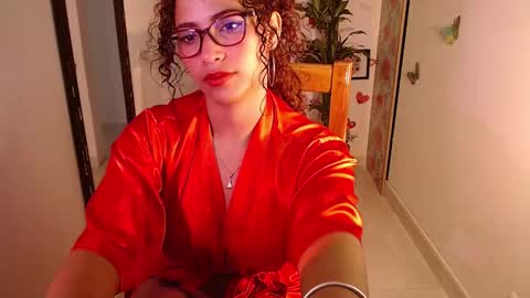 Vicky  online show from March 6, 2025, 5:22 pm