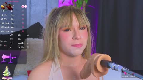 Snapshot of vicky_hot_x chatting on December 27, 2024, 1:53 am online show from December 27, 2024, 1:53 am