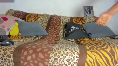 Snapshot of vicky_hotteei chatting on December 19, 2024, 8:23 am vicky manuela online show from December 19, 2024, 8:23 am