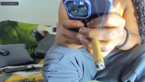 Snapshot of vicky_hotteei chatting on February 17, 2025, 12:27 pm vicky manuela online show from February 17, 2025, 12:27 pm