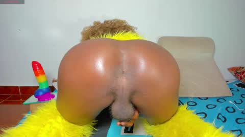 vicky manuela online show from October 1, 2025, 2:39 am