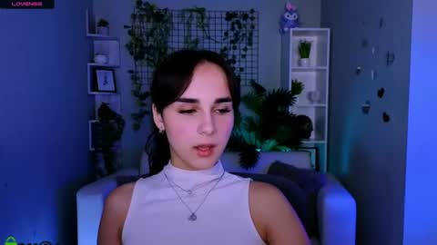 vicky_kim online show from June 27, 2026, 7:19 pm