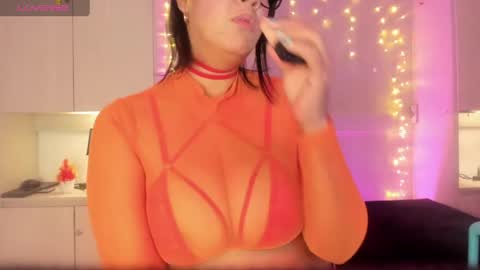 Snapshot of vicky_ruiz chatting on May 11, 2026, 8:06 pm V I C K Y online show from May 11, 2026, 8:06 pm