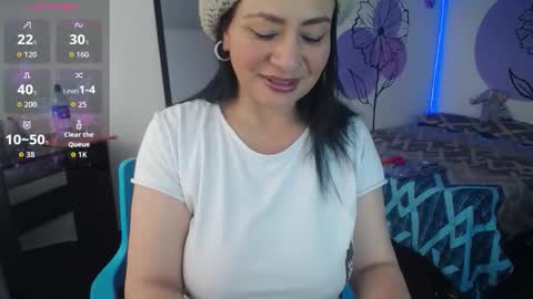 vicky_sexi online show from September 11, 2025, 2:28 pm