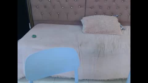 Victoria y Danniela online show from June 13, 2026, 8:07 pm