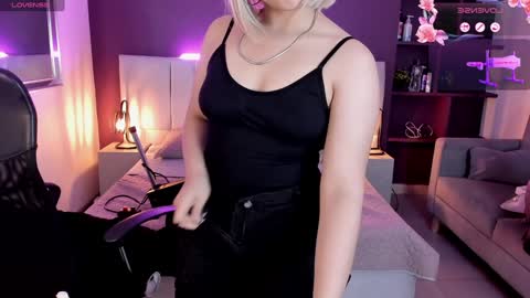  VickyBunny  online show from January 28, 2025, 2:31 pm