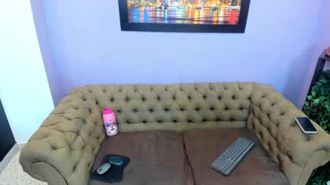 Snapshot of vickyjohnson1 chatting on October 4, 2025, 8:29 pm Vicky online show from October 4, 2025, 8:29 pm