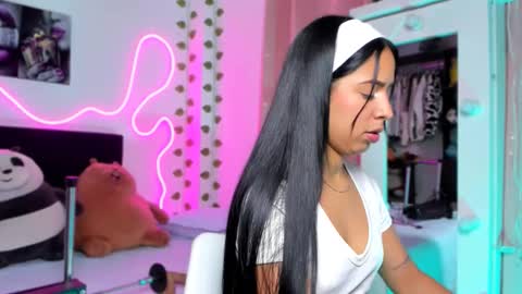 VICTORIA 3 online show from September 28, 2025, 12:16 am