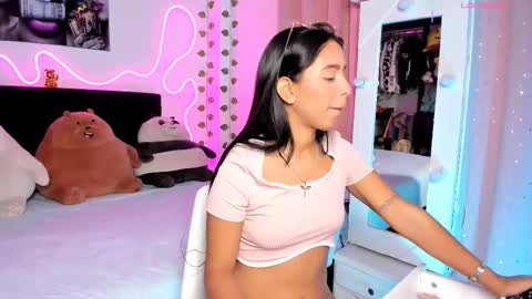 VICTORIA 3 online show from November 26, 2025, 12:11 am