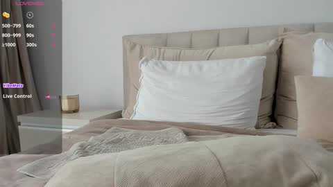 Snapshot of vickystonee chatting on October 11, 2025, 8:13 am Victoria online show from October 11, 2025, 8:13 am