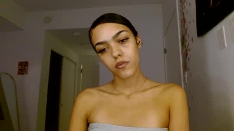 Goddess Victory  online show from November 25, 2025, 2:22 am