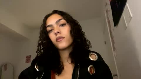 Goddess Victory  online show from December 14, 2025, 12:49 am