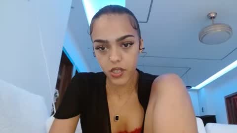 Goddess Victory  online show from April 25, 2026, 10:18 pm