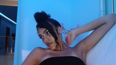 Goddess Victory  online show from June 22, 2026, 4:09 am