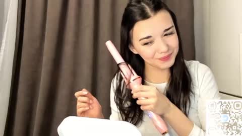 Vic online show from February 11, 2025, 7:59 pm