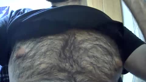 Snapshot of victorhume chatting on May 10, 2026, 6:02 pm VictorHume online show from May 10, 2026, 6:02 pm