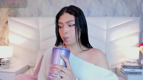 victoria___jonnes online show from September 19, 2025, 12:28 pm