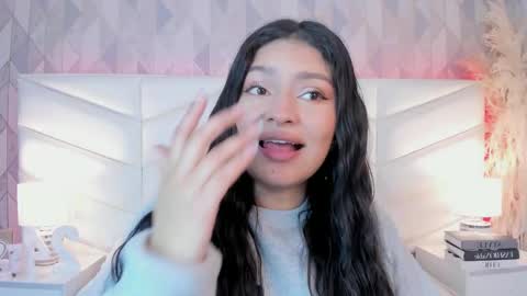 victoria___jonnes online show from October 3, 2025, 12:35 pm