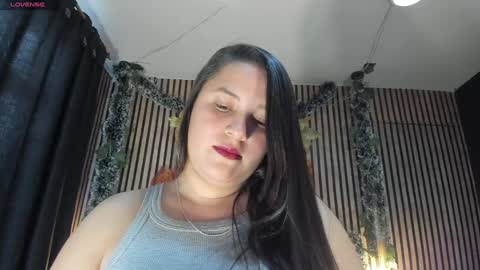 victorira online show from January 3, 2025, 8:01 pm
