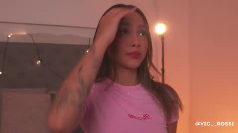         online show from October 4, 2025, 12:25 pm