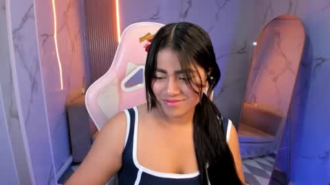 Snapshot of victoria_b_ chatting on October 10, 2025, 8:08 pm victoria_b_ online show from October 10, 2025, 8:08 pm