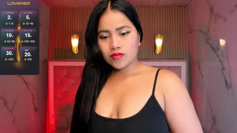 Snapshot of victoria_b_ chatting on October 11, 2025, 8:18 pm victoria_b_ online show from October 11, 2025, 8:18 pm