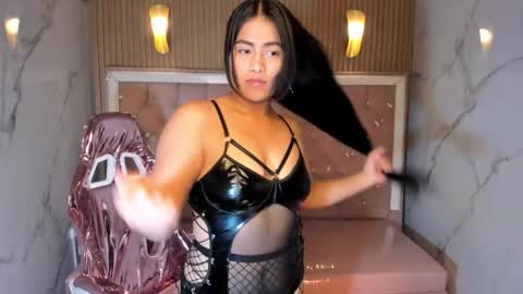 Snapshot of victoria_b_ chatting on October 14, 2025, 7:58 pm victoria_b_ online show from October 14, 2025, 7:58 pm