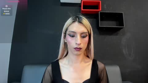 Snapshot of victoria_badgal chatting on December 12, 2024, 8:43 pm Victoria online show from December 12, 2024, 8:43 pm